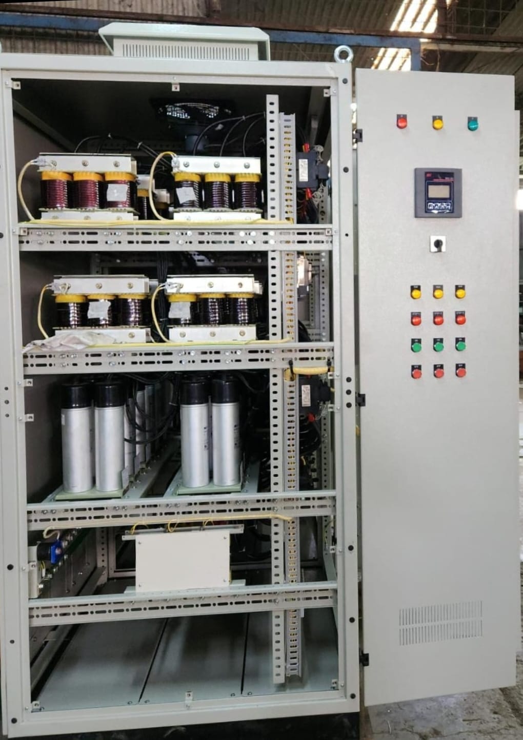 Panel Kapasitor Bank Kapasitas Besar